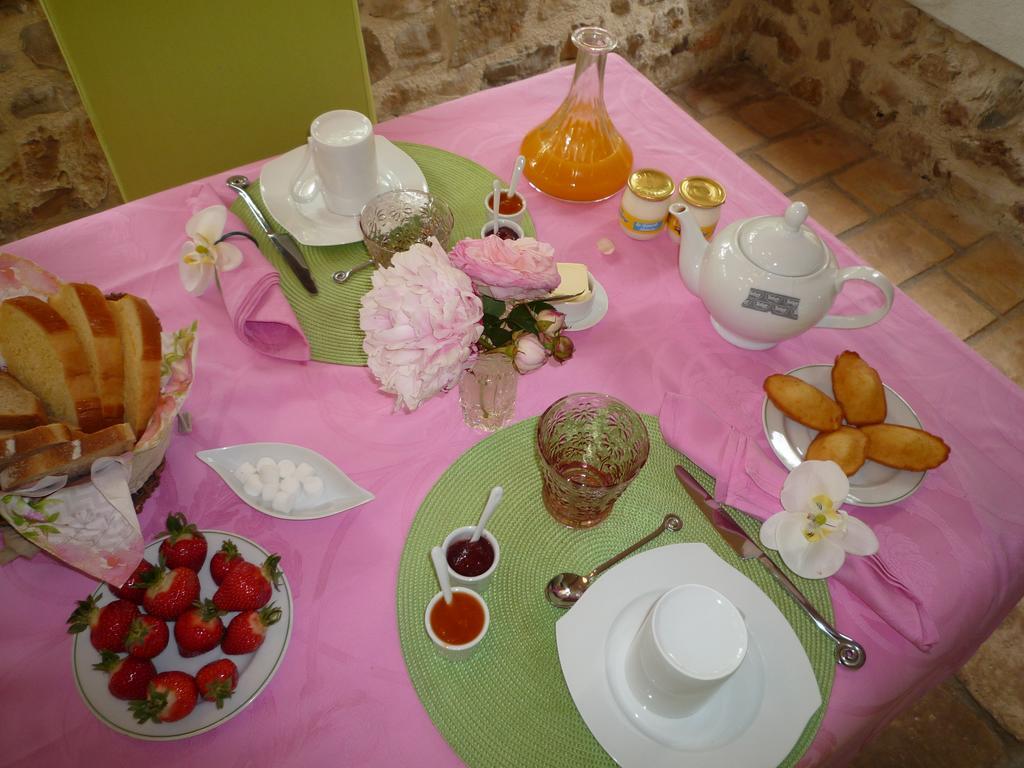 La Rose Des Vents Bed and Breakfast Montauroux Eksteriør billede